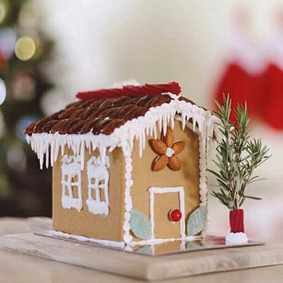 Gingerbread Folk Gingerbread House Kit 600g